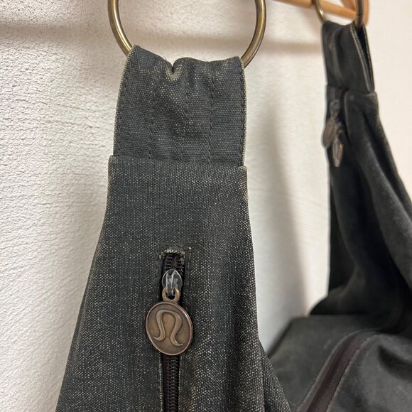 Large Lululemon Shoulder Bag Zippered Closure and Chunky Hardware Black - Picture 3 of 13